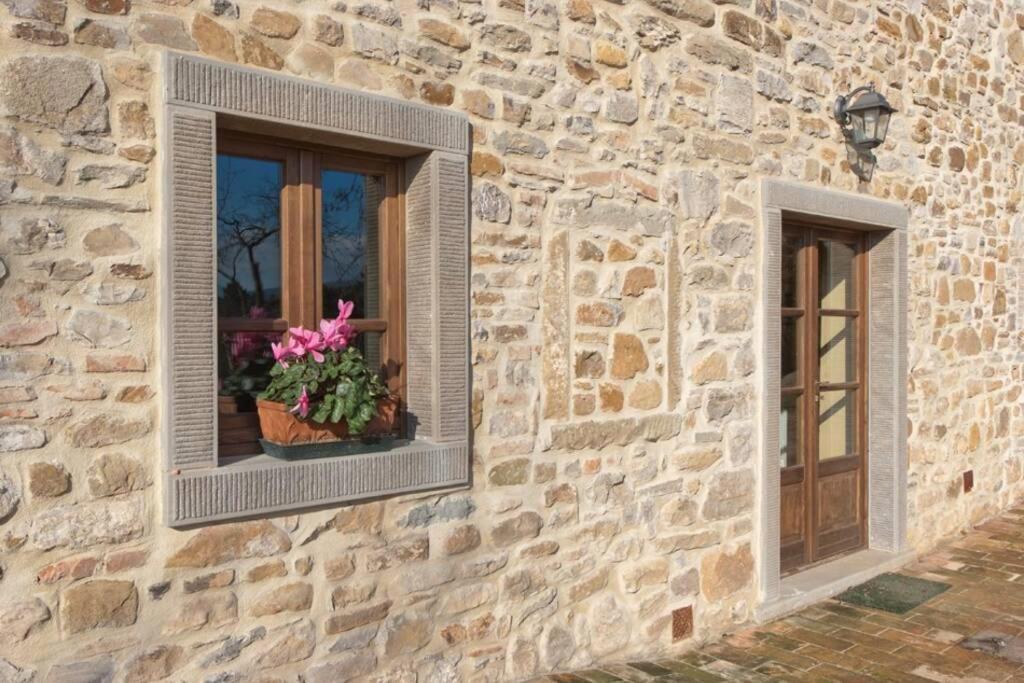 Villa Liz Tuscany, Private Pool, Hot Tub, Property Fenced, Pets Allowed Poppi Dış mekan fotoğraf