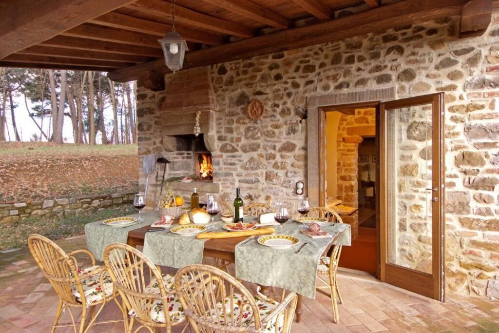 Villa Liz Tuscany, Private Pool, Hot Tub, Property Fenced, Pets Allowed Poppi Dış mekan fotoğraf