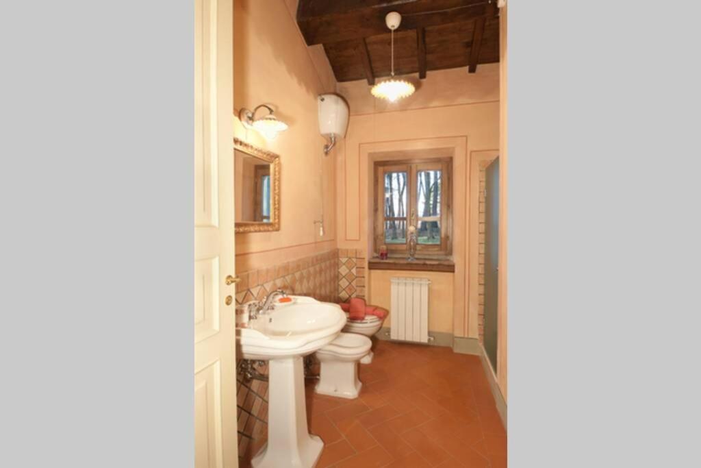 Villa Liz Tuscany, Private Pool, Hot Tub, Property Fenced, Pets Allowed Poppi Dış mekan fotoğraf