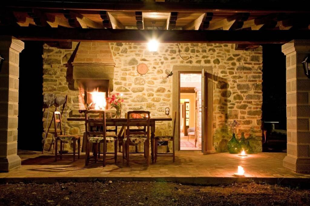 Villa Liz Tuscany, Private Pool, Hot Tub, Property Fenced, Pets Allowed Poppi Dış mekan fotoğraf